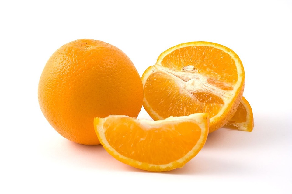 Pour remplacer ton café de fin de repas, fais-toi une orange, ça aide la vidange...
